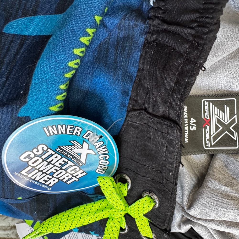 NWT Shark Print Swim Shorts & Googles UV Prot Boys Sz 4 - 5 Zeroposure Quick Dry - Picture 12 of 12